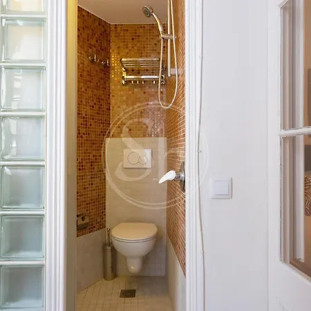 Apartment Comodo Piso En Eixample Barcelona