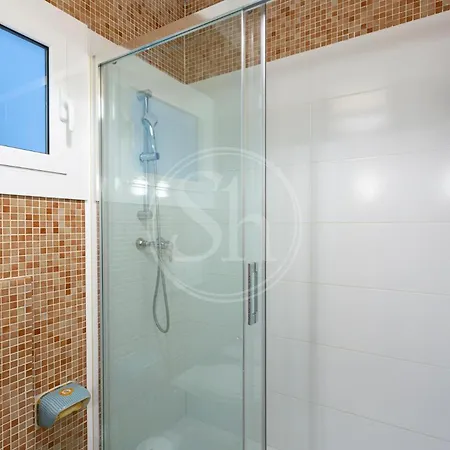 Comodo Piso En Eixample Апартаменты *