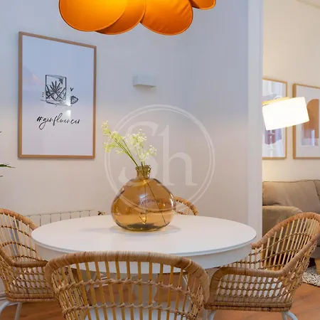 Comodo Piso En Eixample Apartman *