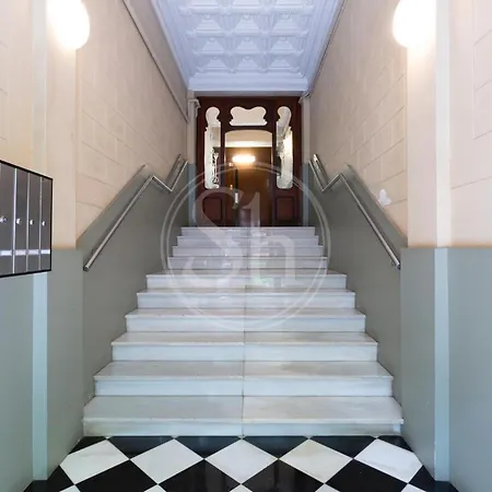 Апартаменты Comodo Piso En Eixample Барселона