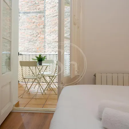 Cómodo Piso En Eixample Apartamento