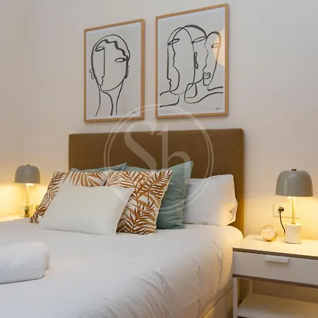 Comodo Piso En Eixample Appartement