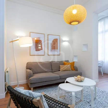 Comodo Piso En Eixample